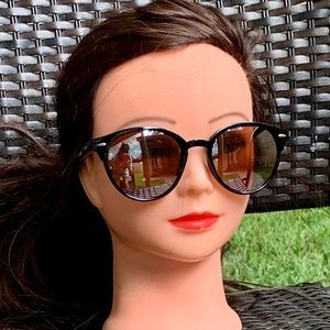 Women’s Round Vintage Style Polarized Sunglasses